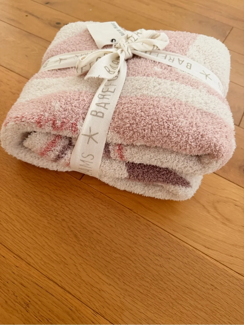 Barefoot Dreams Pink & Cream Giraffe Baby Blanket